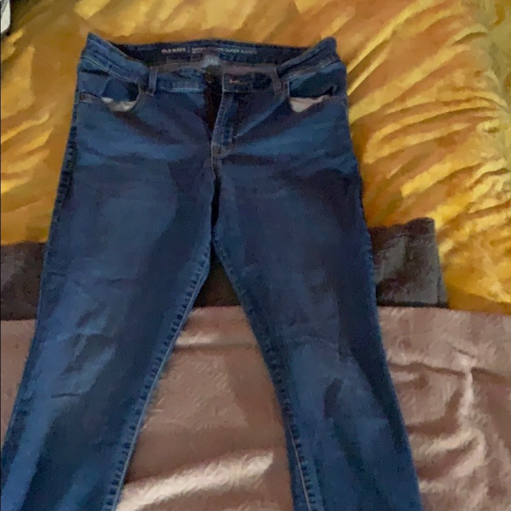 Dark wash skinny jeans